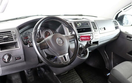 Volkswagen Caravelle T5, 2014 год, 2 755 000 рублей, 18 фотография