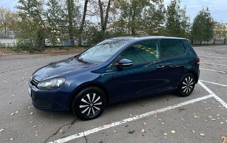 Volkswagen Golf VI, 2011 год, 650 000 рублей, 1 фотография