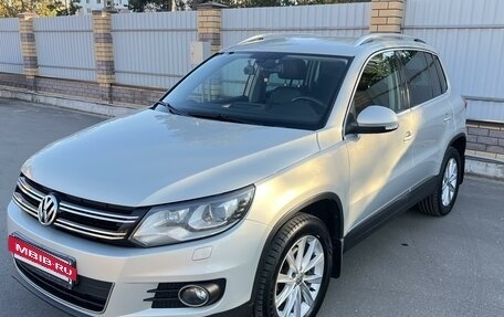 Volkswagen Tiguan I, 2012 год, 2 350 000 рублей, 2 фотография