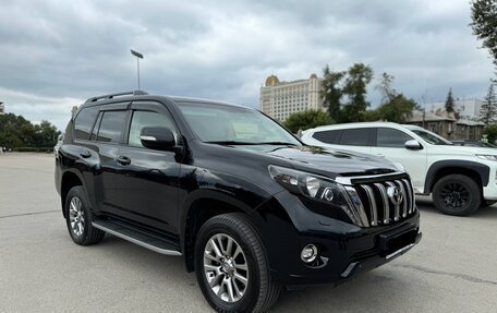 Toyota Land Cruiser Prado 150 рестайлинг 2, 2017 год, 3 950 000 рублей, 3 фотография