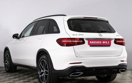 Mercedes-Benz GLC, 2016 год, 3 299 000 рублей, 7 фотография