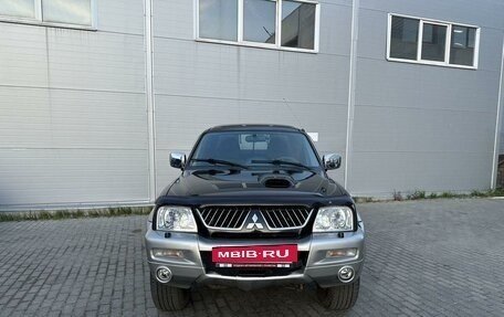 Mitsubishi L200 III рестайлинг, 2004 год, 875 000 рублей, 2 фотография