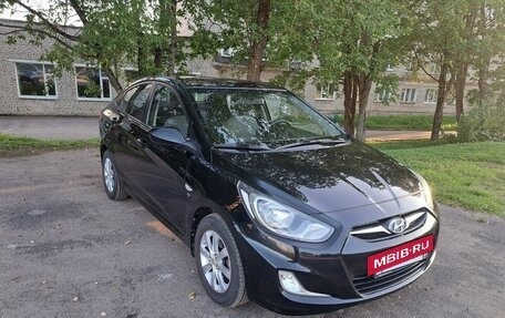 Hyundai Solaris II рестайлинг, 2011 год, 940 000 рублей, 7 фотография