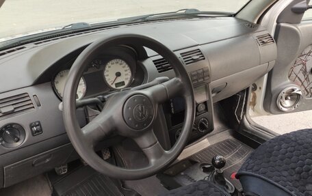 Volkswagen Pointer, 2004 год, 230 000 рублей, 6 фотография