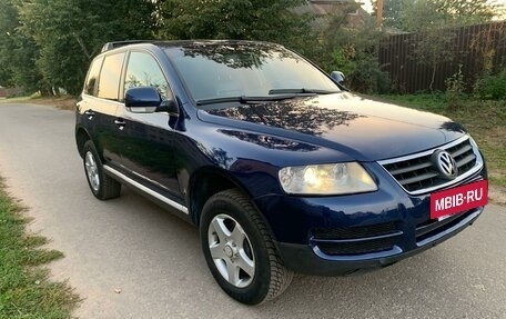 Volkswagen Touareg III, 2004 год, 750 000 рублей, 3 фотография