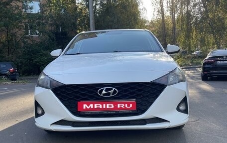 Hyundai Solaris II рестайлинг, 2020 год, 1 500 000 рублей, 2 фотография