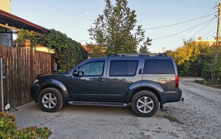 Nissan Pathfinder, 2011 год, 2 100 000 рублей, 2 фотография