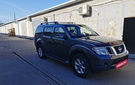 Nissan Pathfinder, 2011 год, 2 100 000 рублей, 4 фотография