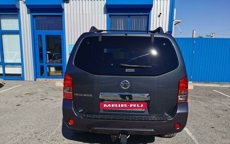 Nissan Pathfinder, 2011 год, 2 100 000 рублей, 16 фотография