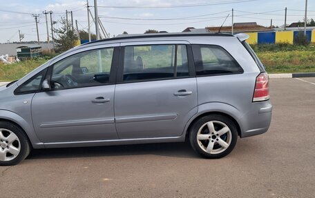 Opel Zafira B, 2007 год, 450 000 рублей, 4 фотография