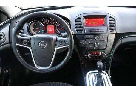 Opel Insignia II рестайлинг, 2012 год, 900 000 рублей, 10 фотография