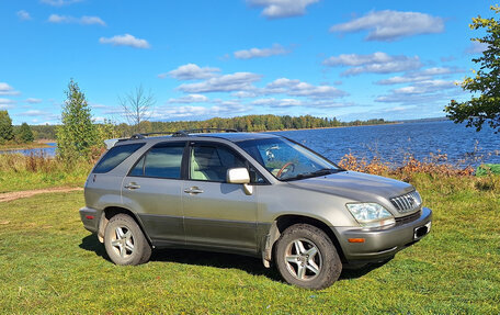 Lexus RX IV рестайлинг, 2001 год, 950 000 рублей, 5 фотография