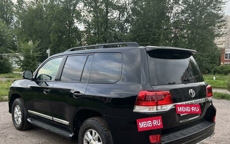 Toyota Land Cruiser 200, 2008 год, 4 000 000 рублей, 3 фотография