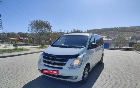 Hyundai Grand Starex Grand Starex I рестайлинг 2, 2008 год, 1 070 000 рублей, 2 фотография