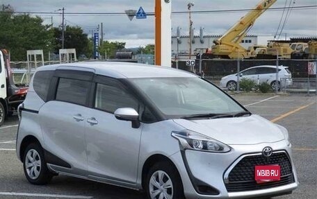 Toyota Sienta II, 2020 год, 1 140 000 рублей, 1 фотография