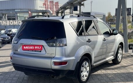 Mitsubishi Outlander III рестайлинг 3, 2010 год, 1 050 000 рублей, 13 фотография