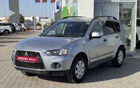 Mitsubishi Outlander III рестайлинг 3, 2010 год, 1 050 000 рублей, 15 фотография