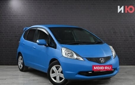 Honda Fit III, 2008 год, 790 000 рублей, 3 фотография