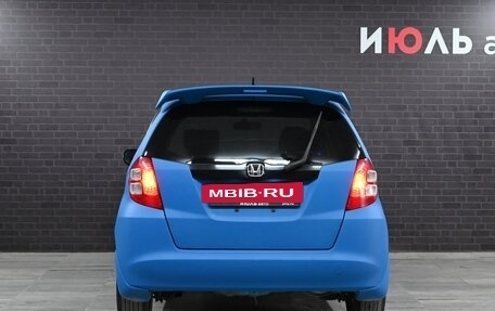 Honda Fit III, 2008 год, 790 000 рублей, 4 фотография