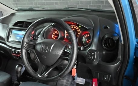 Honda Fit III, 2008 год, 790 000 рублей, 12 фотография