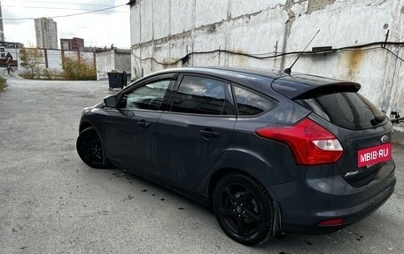 Ford Focus III, 2011 год, 830 000 рублей, 2 фотография