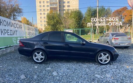 Mercedes-Benz C-Класс, 2003 год, 535 000 рублей, 4 фотография