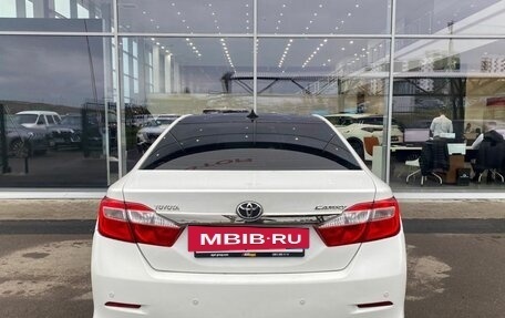 Toyota Camry, 2014 год, 1 640 000 рублей, 6 фотография