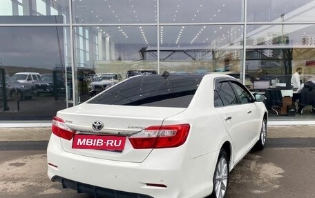 Toyota Camry, 2014 год, 1 640 000 рублей, 5 фотография