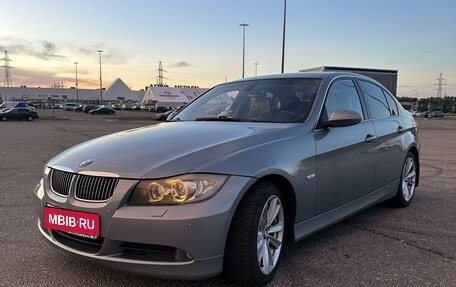 BMW 3 серия, 2005 год, 1 050 000 рублей, 1 фотография