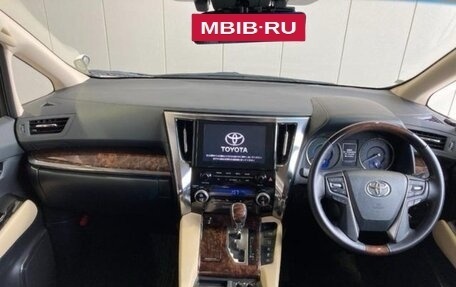 Toyota Alphard III, 2020 год, 4 050 000 рублей, 20 фотография