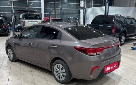 KIA Rio IV, 2018 год, 1 400 000 рублей, 4 фотография