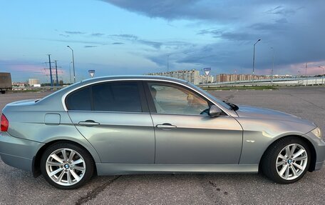 BMW 3 серия, 2005 год, 1 050 000 рублей, 4 фотография