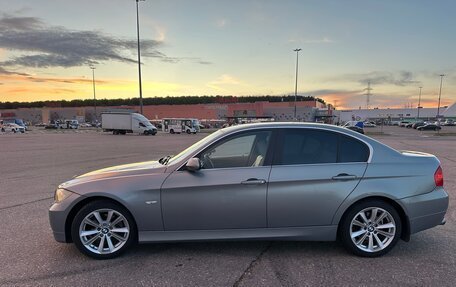 BMW 3 серия, 2005 год, 1 050 000 рублей, 8 фотография