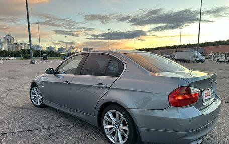 BMW 3 серия, 2005 год, 1 050 000 рублей, 7 фотография