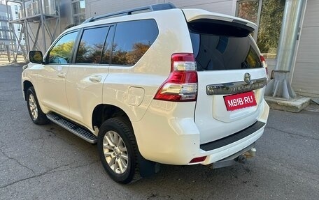 Toyota Land Cruiser Prado 150 рестайлинг 2, 2016 год, 3 950 000 рублей, 3 фотография