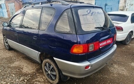 Toyota Ipsum II, 1996 год, 405 000 рублей, 3 фотография