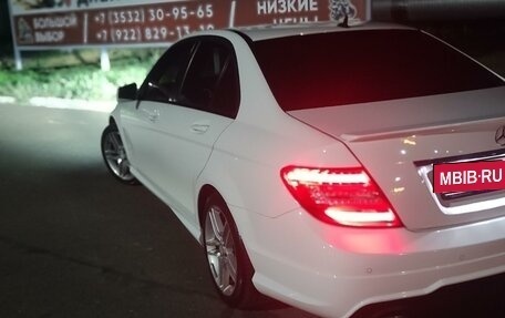 Mercedes-Benz C-Класс, 2013 год, 1 750 000 рублей, 3 фотография