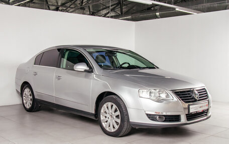 Volkswagen Passat B6, 2010 год, 856 200 рублей, 2 фотография