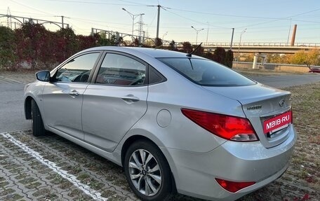 Hyundai Solaris II рестайлинг, 2015 год, 1 250 000 рублей, 5 фотография