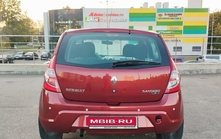 Renault Sandero I, 2014 год, 850 000 рублей, 3 фотография