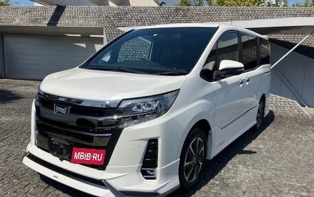 Toyota Noah III, 2020 год, 1 848 000 рублей, 1 фотография