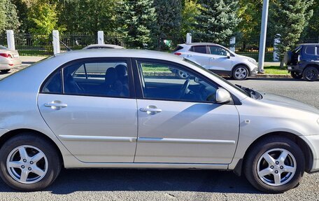 Toyota Corolla, 2005 год, 830 000 рублей, 3 фотография