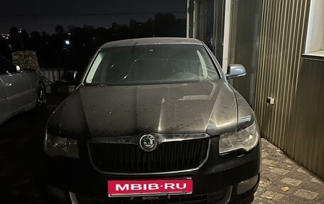 Skoda Superb III рестайлинг, 2009 год, 550 000 рублей, 1 фотография