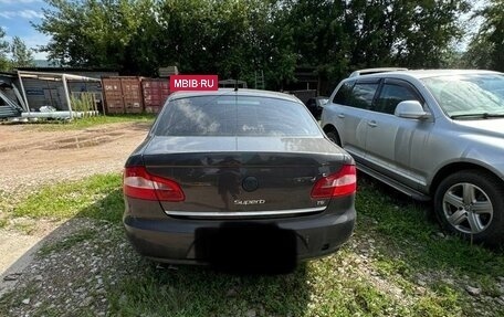 Skoda Superb III рестайлинг, 2009 год, 550 000 рублей, 4 фотография