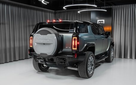 GMC Hummer EV, 2023 год, 20 990 000 рублей, 2 фотография