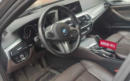 BMW 5 серия, 2018 год, 4 000 000 рублей, 11 фотография