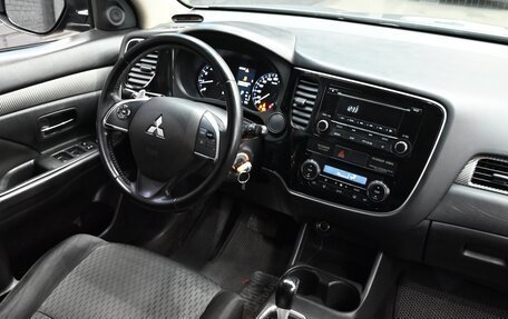 Mitsubishi Outlander III рестайлинг 3, 2012 год, 1 640 000 рублей, 12 фотография