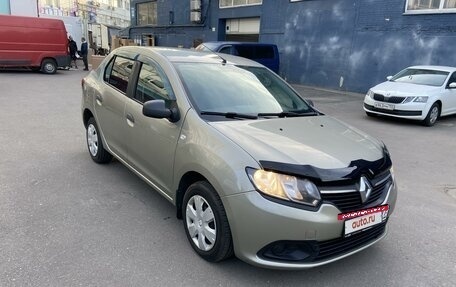 Renault Logan II, 2015 год, 795 000 рублей, 3 фотография