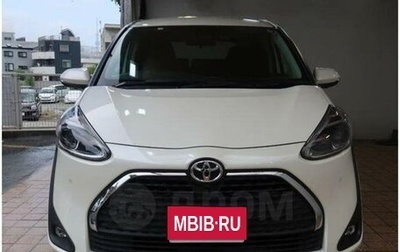 Toyota Sienta II, 2020 год, 900 000 рублей, 1 фотография