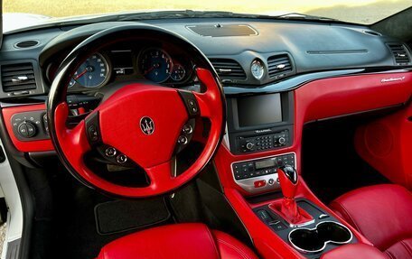 Maserati GranTurismo, 2012 год, 3 450 000 рублей, 16 фотография